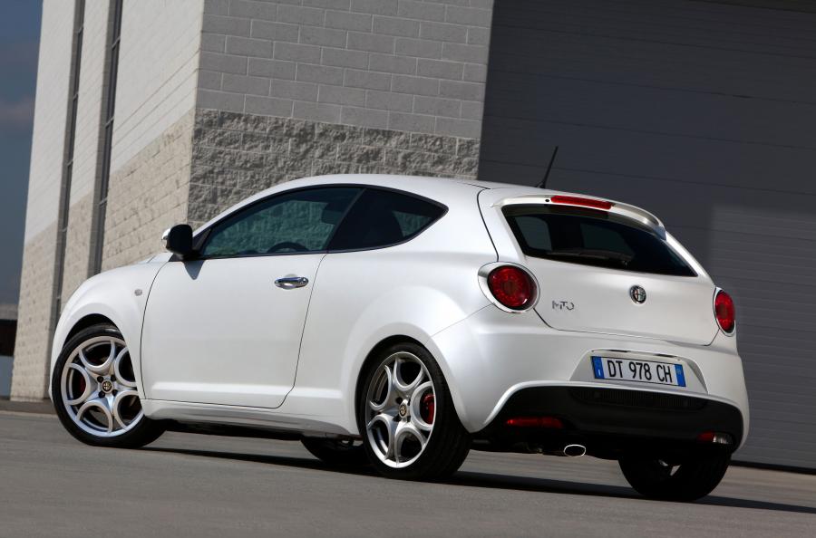  Alfa Romeo MiTo 1.4 MultiAir 2009 года  (фото 18 из 22)